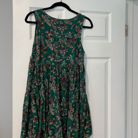 American Eagle green floral pleated tank plunge neckline sundress - Picture 6 of 6
